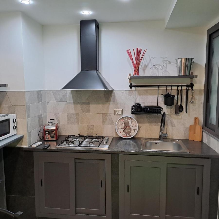 Suite Holiday House Bonaccorso كاتانيا المظهر الخارجي الصورة