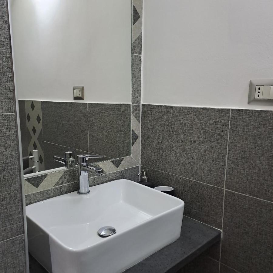 Suite Holiday House Bonaccorso كاتانيا المظهر الخارجي الصورة